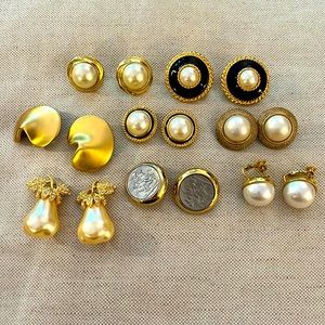 Vintage 80s power pearl clip ons!